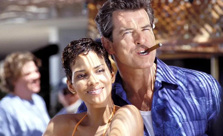 Bond Kızı Halle Berry: Pierce Brosnan Erkeklere Güvenimi Geri Kazandırdı