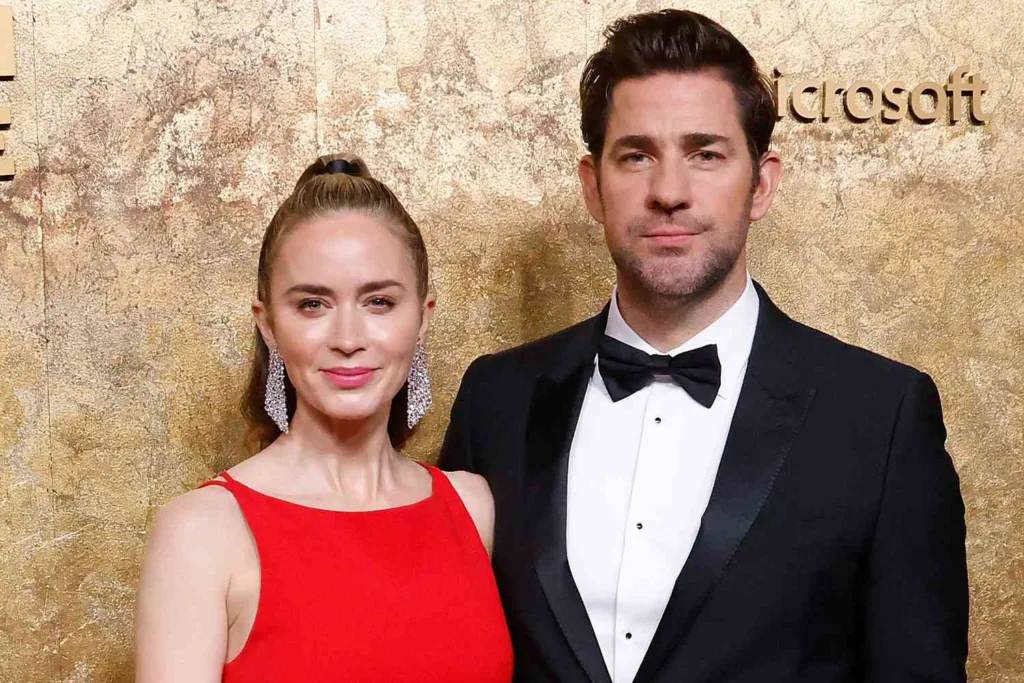 Emily Blunt, John Krasinski’nin En Seksi Erkek Unvanını Kutladı