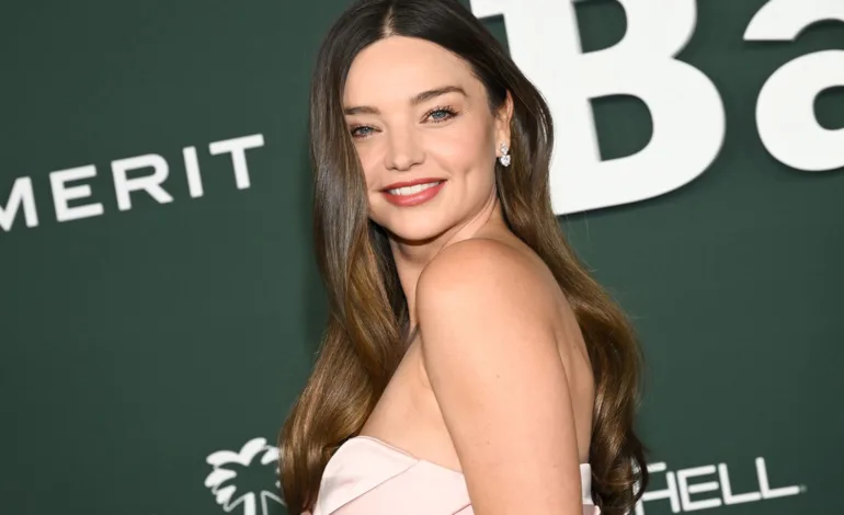 Miranda Kerr, En Küçük Oğluna Rahmetli Büyükbabasının İsmini Verdi