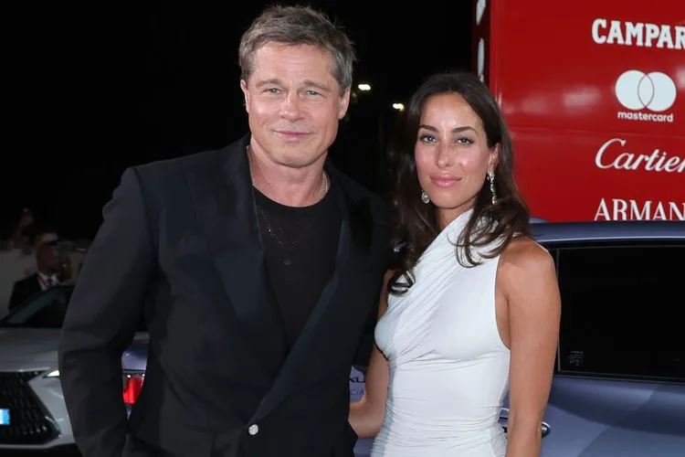 Brad Pitt ve Ines de Ramon: Aşk, Destek ve Bağımsızlık