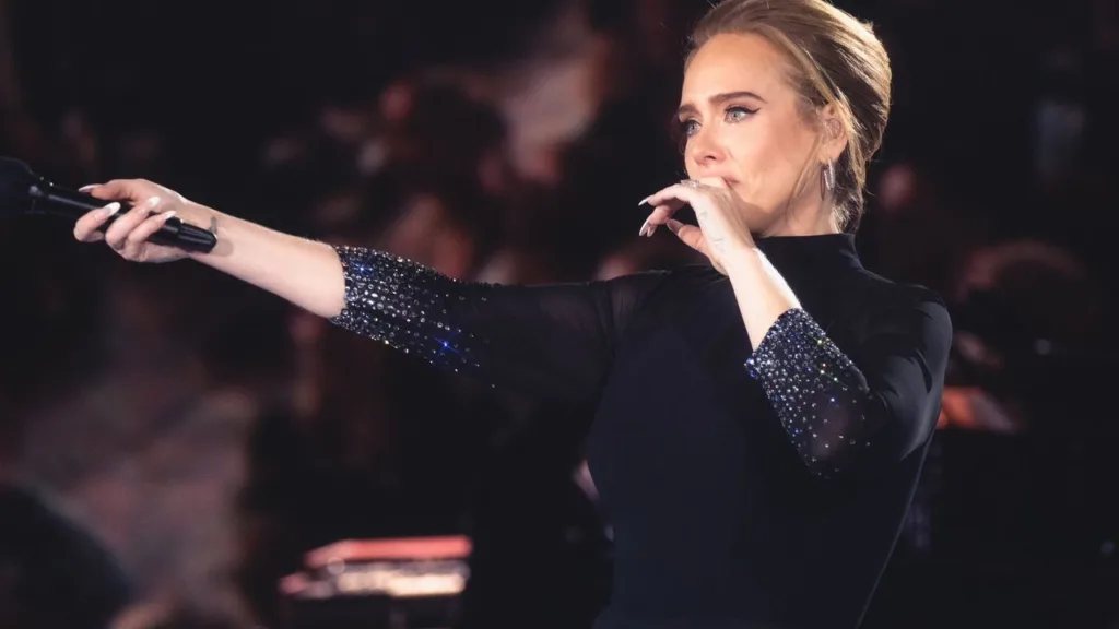 Adele, Gözyaşlarıyla Sahneye Veda Etti: Müziğe Uzun Bir Ara