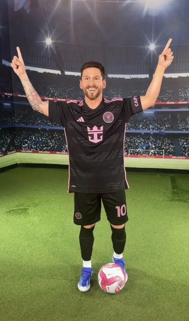 Lionel Messi’nin Madame Tussauds Orlando’daki Balmumu Figürü Tanıtıldı