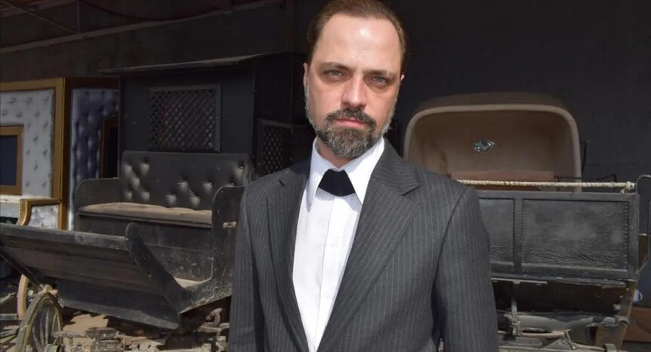 Ertan Saban’dan Yeni Proje: “İtiraf” Dizisiyle Geri Dönüyor
