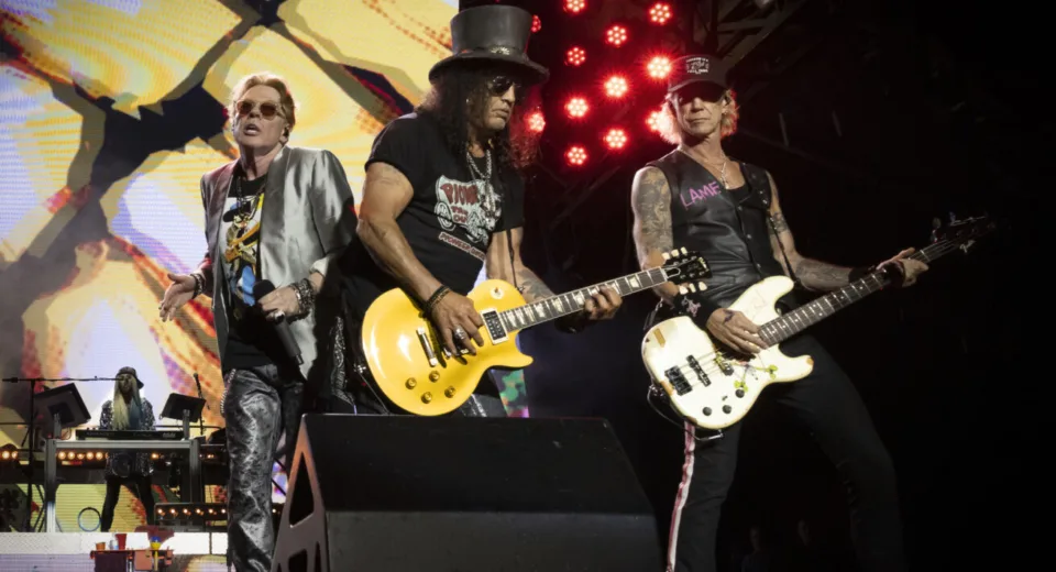 Guns N’ Roses İstanbul’a Özel Jetle, 100 Bavulla Geliyor!