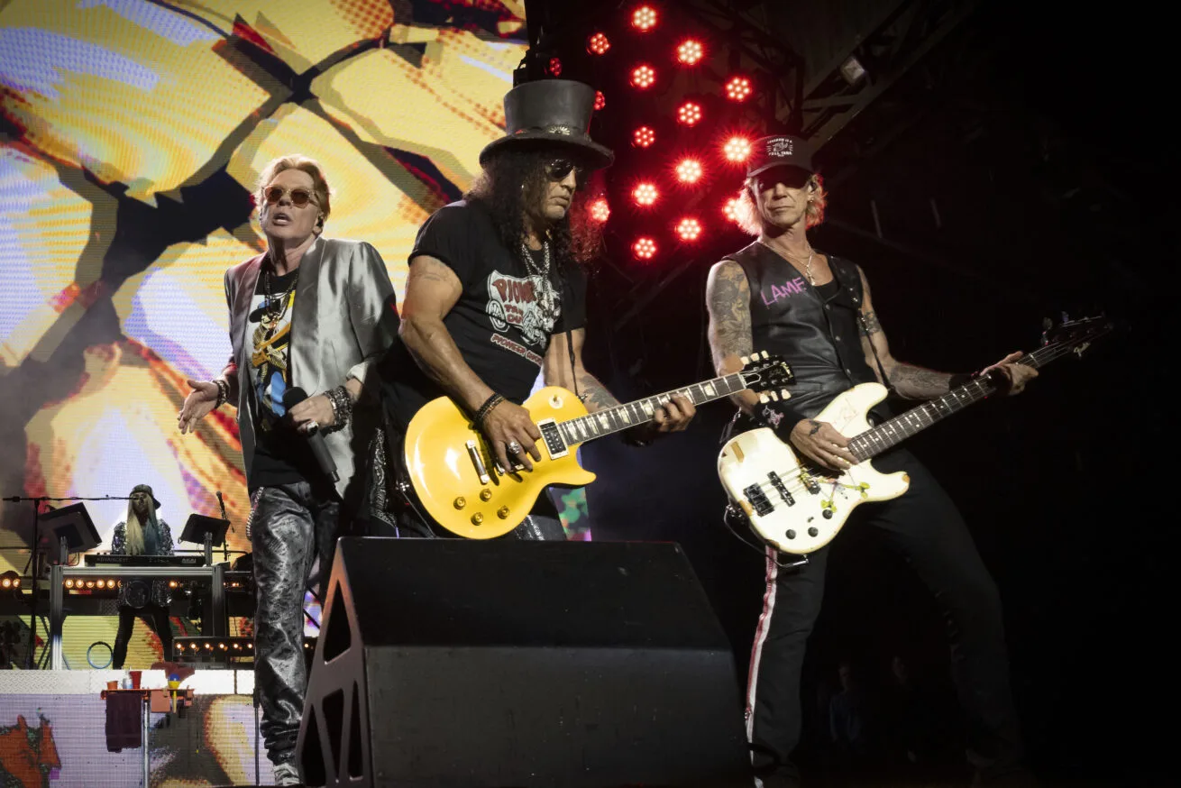 Guns N’ Roses İstanbul’a Özel Jetle, 100 Bavulla Geliyor!