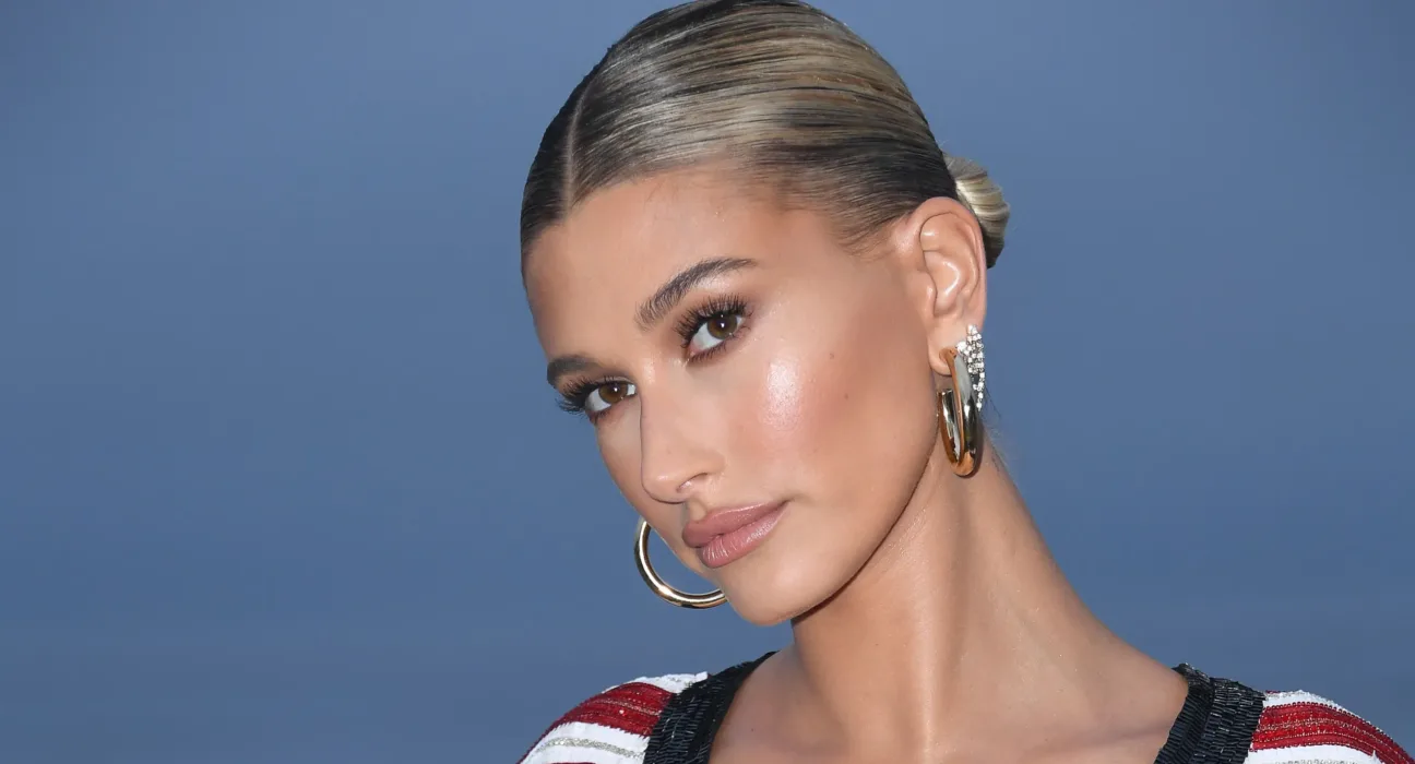 Hailey Bieber'ın Çantasından Çıkan Sır: Aşk Büyüsü Mü?