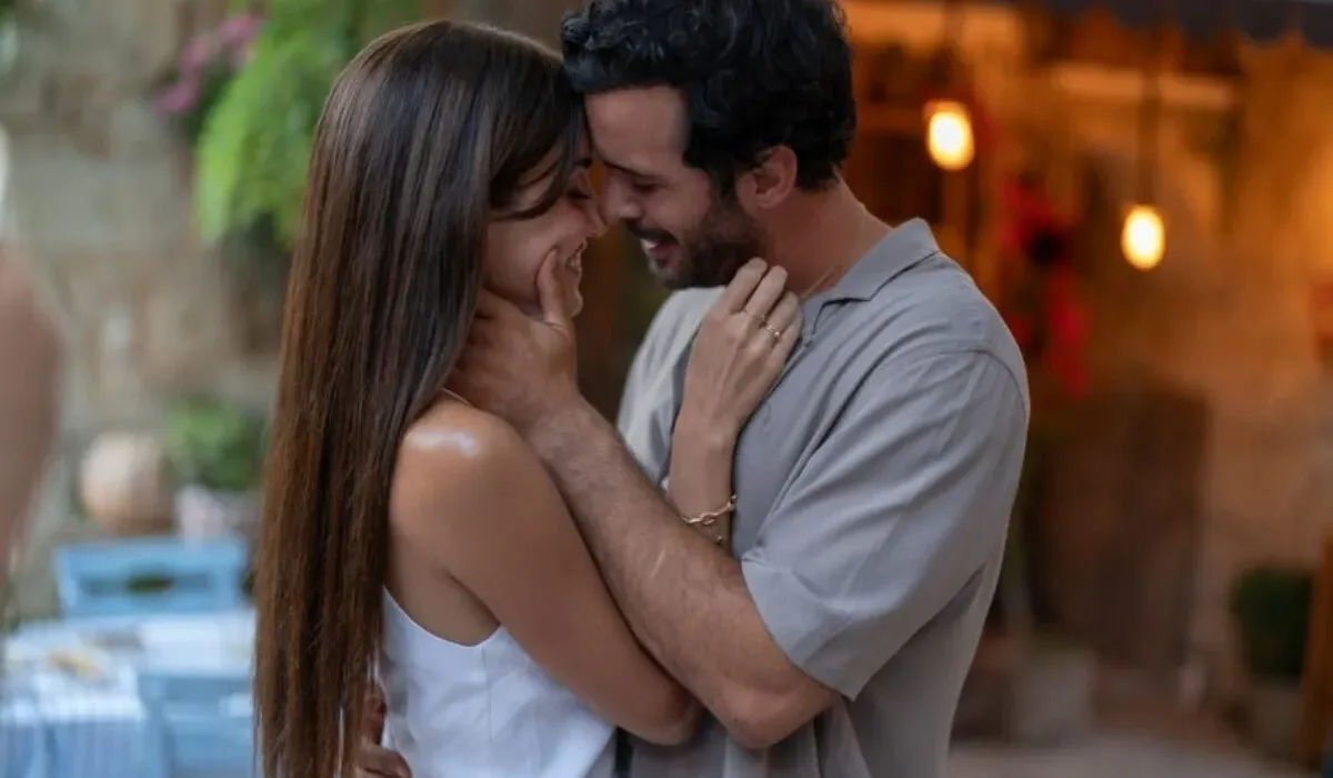 Hande Erçel ve Barış Arduç, “Queen Of Tears” ile Ekranlara Geri Dönüyor