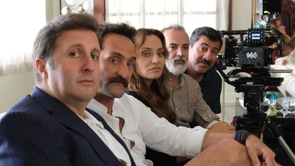 İlker Ayrık’tan “Çakallarla Dans 7” Filminde Yer Almama Nedeni: Dostluk Zedelendi