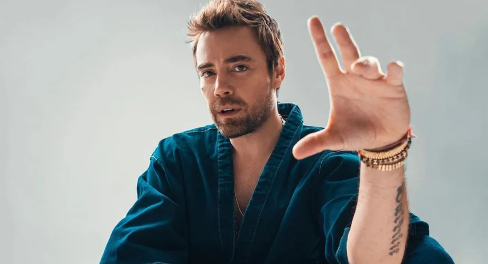 Murat Dalkılıç Şanlıurfa Konserinde Şişe Kriziyle Karşılaştı