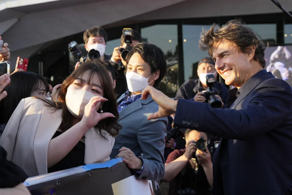Tom Cruise’un 25. Tokyo Ziyareti, Prömiyerle Taçlandı