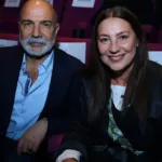 Hadise Bu Kez Pembeler İçerisinde Göz Kamaştırdı: 118 Bin TL’lik Elbisesi Olay Yarattı!