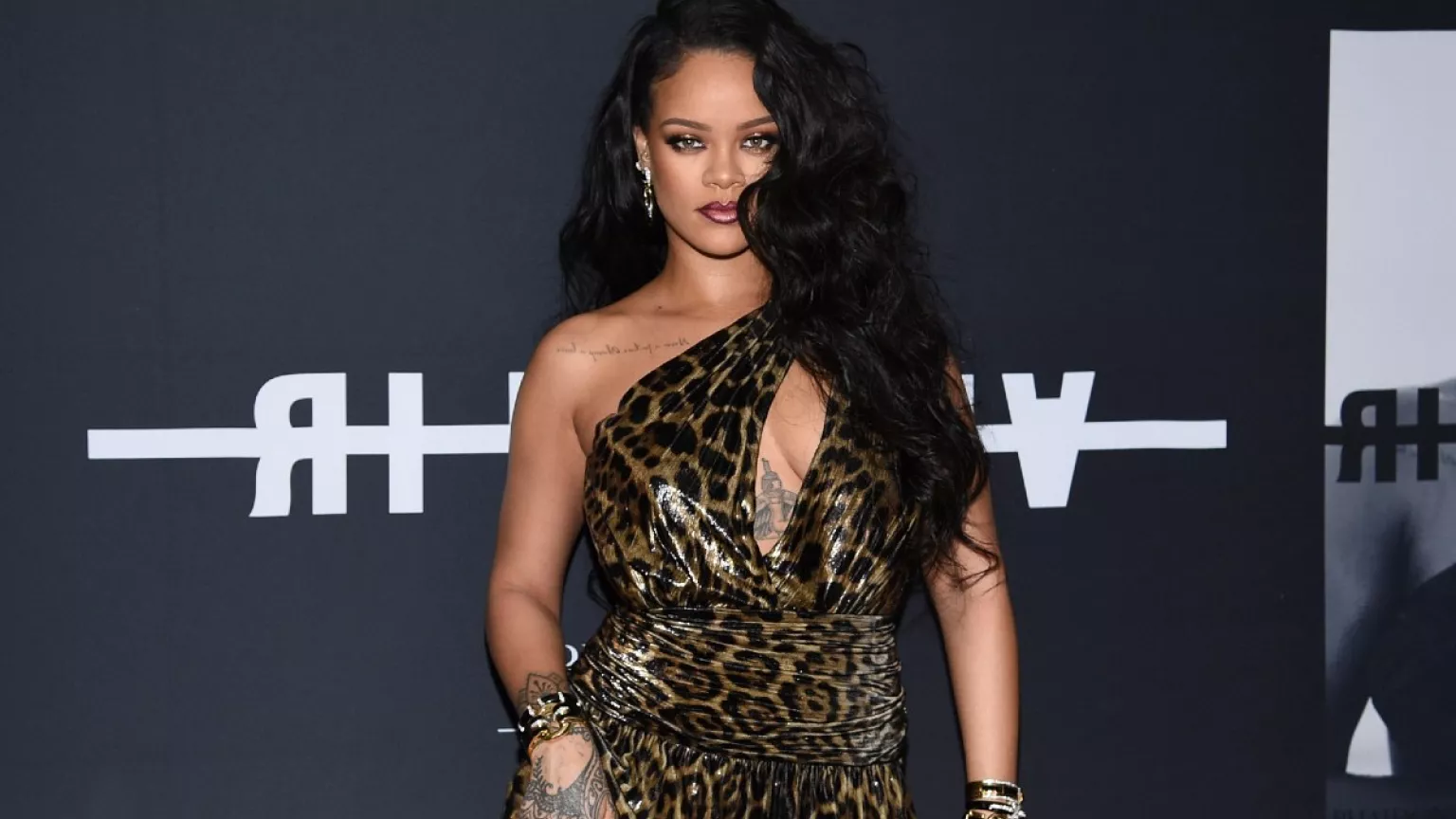 Çocukların Kalbindeki Tahtını Bırakmıyor: Rihanna, Yılın İkonu Seçildi!