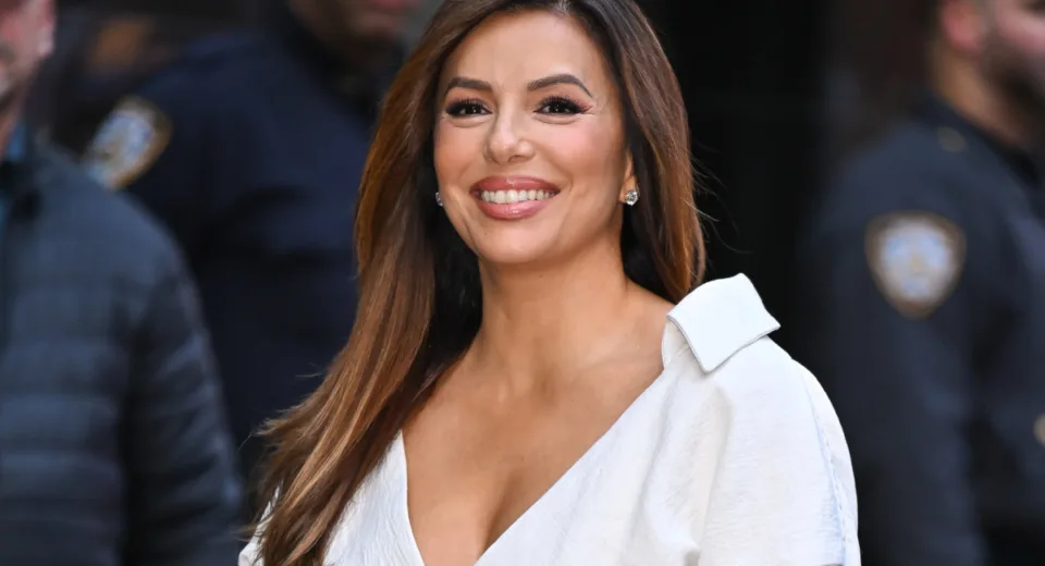 Eva Longoria Ailesiyle İspanya'da Tatilin Tadını Çıkardı