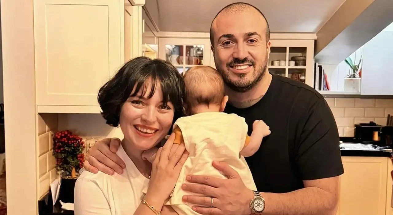 Ezgi Mola ve Mustafa Aksakallı’dan Sürpriz Boşanma Kararı!