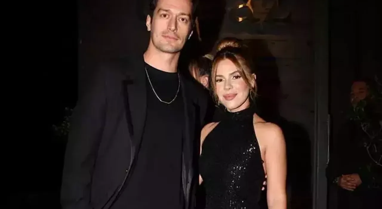 Feyyaz Şerifoğlu Geleneklere Uydu: Merve Dinçkol’un Kına Gecesine Sürpriz Baskın!