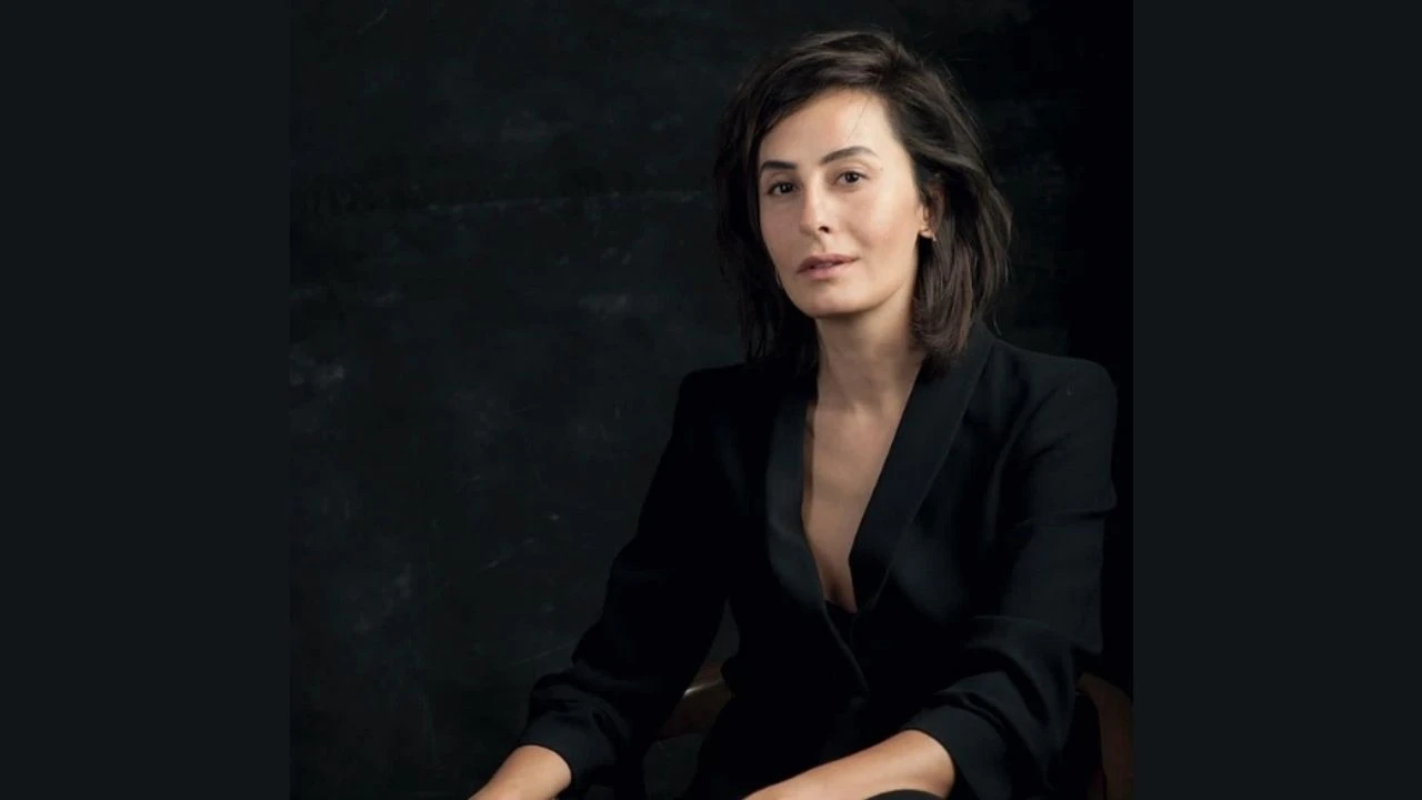 “Gözyaşı Kraliçesi” Dizisinde Sürpriz İsim: Senan Kara, Hande Erçel’in Annesi Rolünde!