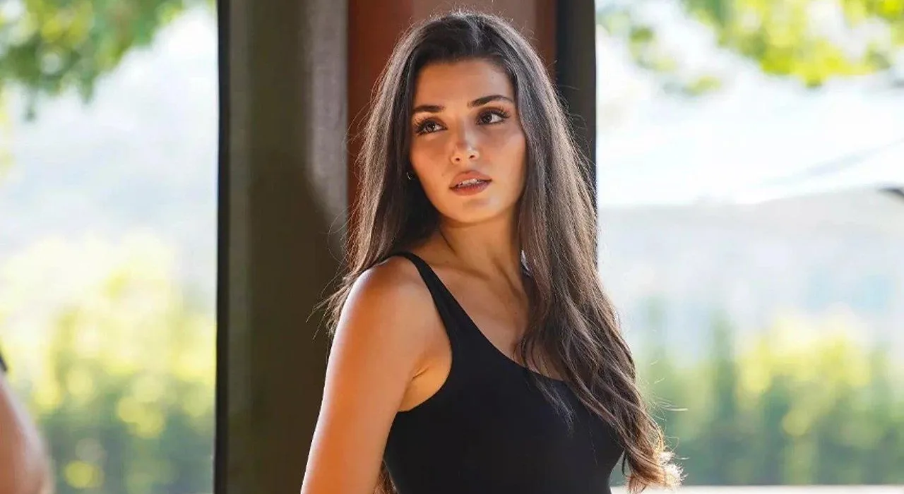 Hande Erçel’in Yeni İmajı Olay Yarattı: Balyaj Dokunuşuyla Fark Yarattı