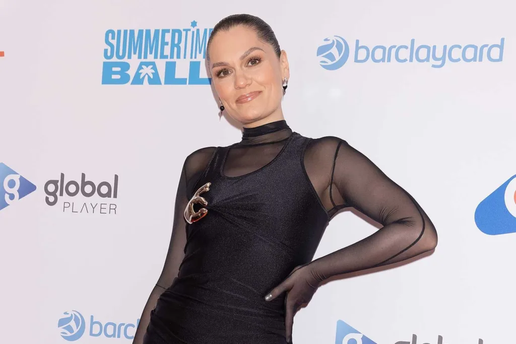 Jessie J, Meme Kanseri Nedeniyle Müziğe Ara Verdi