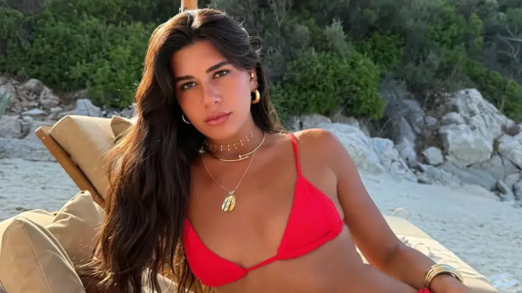 Sibil Çetinkaya’dan Vücut Yorumu Tartışmasına Net Yanıt: “Bedenleri Rahat Bırakın!”