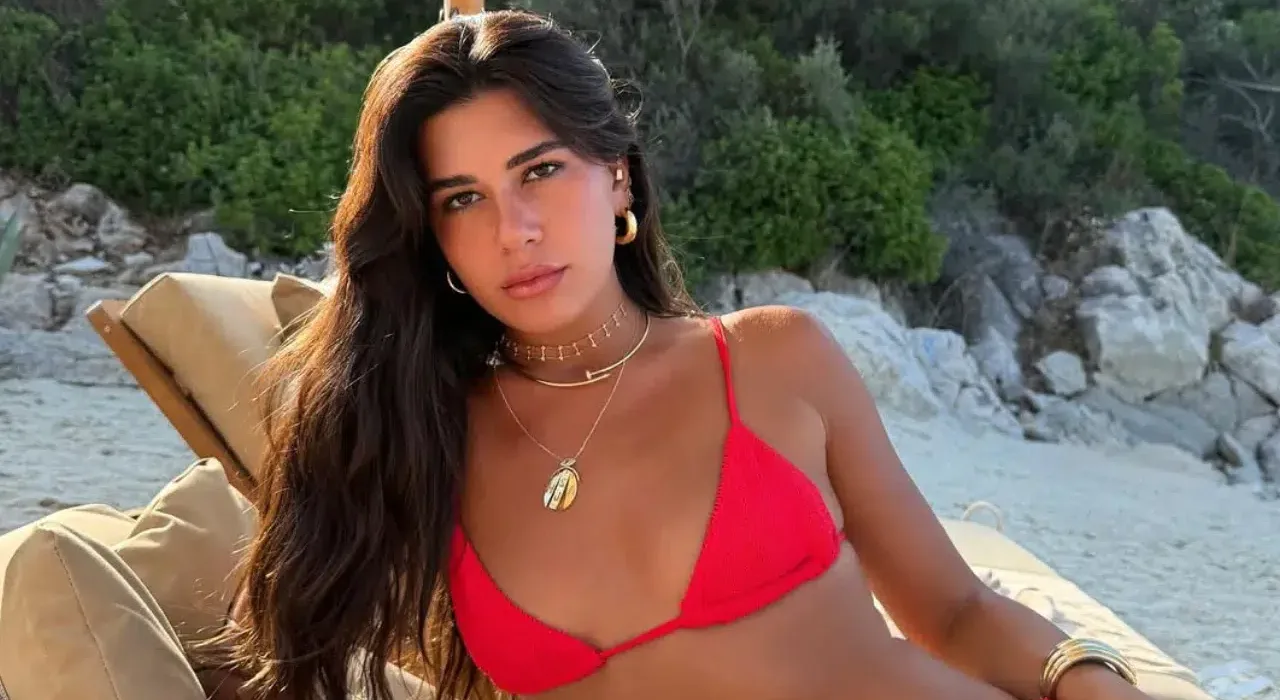 Sibil Çetinkaya’dan Vücut Yorumu Tartışmasına Net Yanıt: “Bedenleri Rahat Bırakın!”