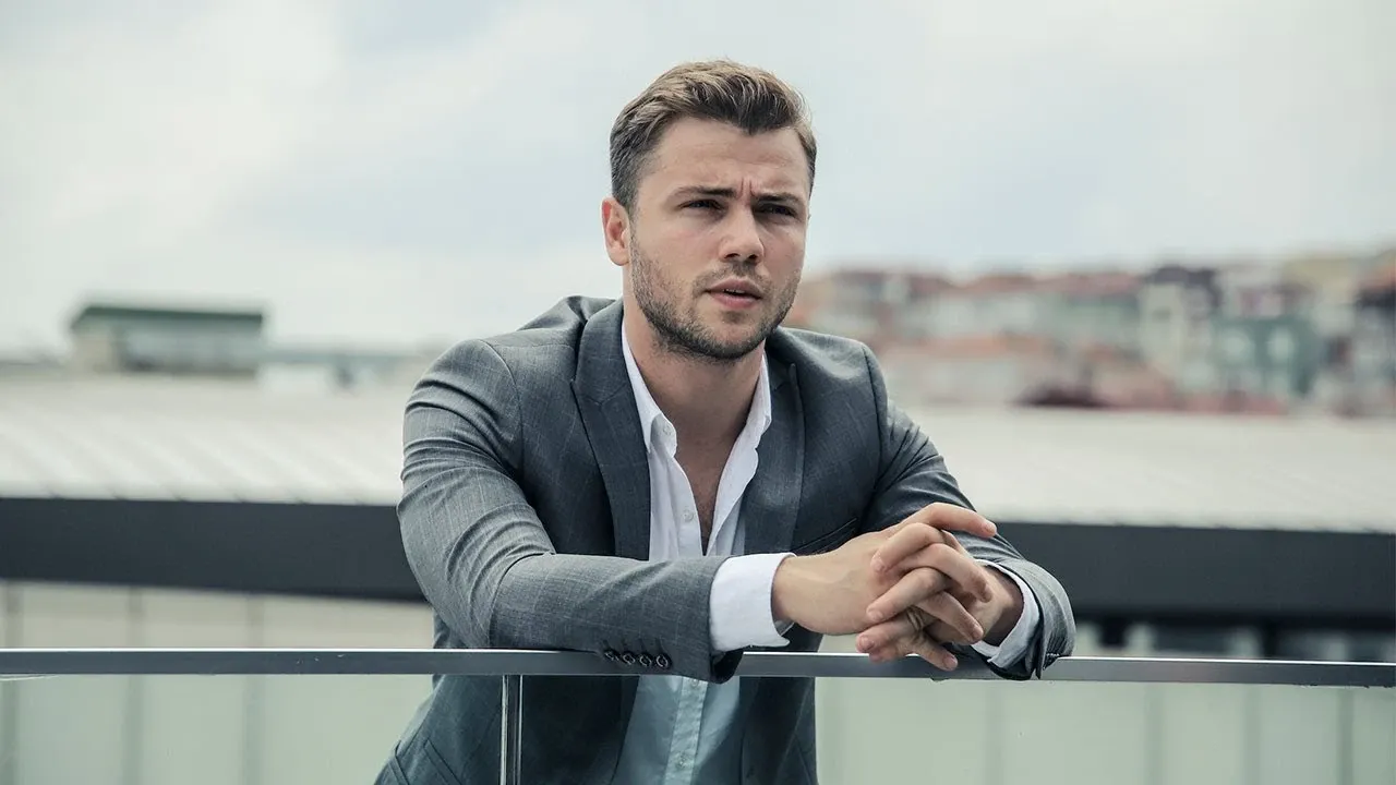Tolga Sarıtaş Oğlunun İsmini Duyurdu: Paylaşımı Sosyal Medyada Gündem Oldu