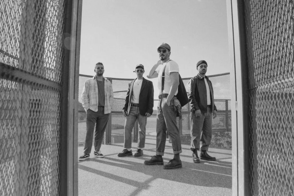 Adamlar ve Emre Malikler'den Alternatif Müziğe Yeni Bir Soluk: “İnsanın Düştüğü Durumlar – Remix” Geliyor!
