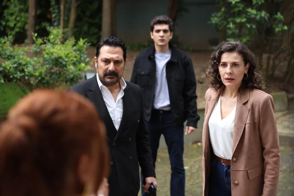 “Can Borcu” Dizisinde Yönetmen Değişikliği! Yeni Sezon Öncesi Sürpriz Gelişme
