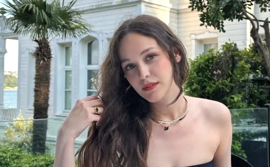 Eşref Rüya’nın Ceren’i Gökçem Çoban: “Eşref Gibi Erkekler Hâlâ Var!”