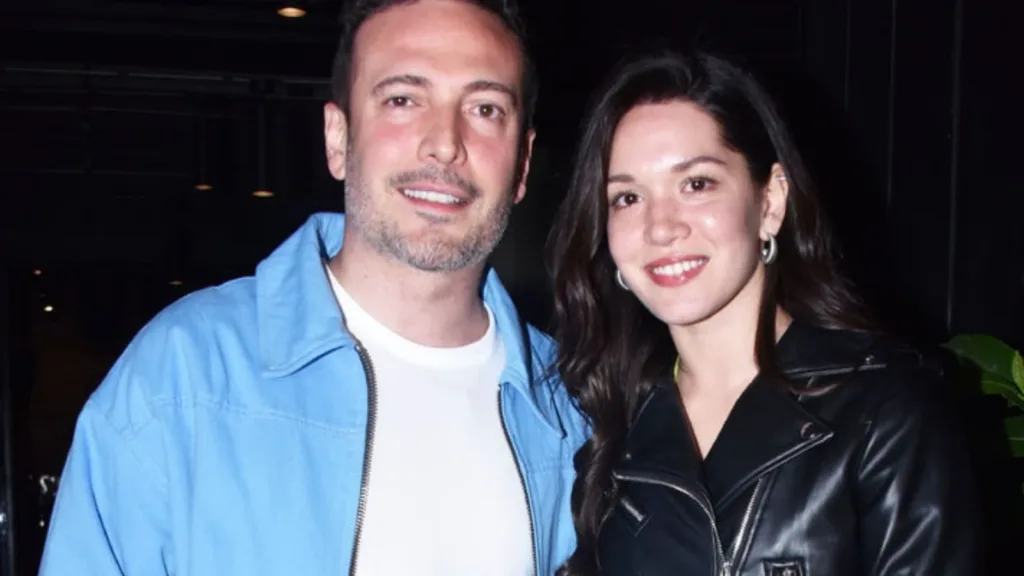 Hazal Subaşı ile Oğuzhan Koç’tan Yunanistan’da Romantik Aşk Kareleri