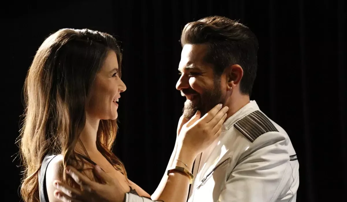 Kenan Doğulu ve Beren Saat, Bodrum’da Tatilin Yıldızları Oldu!
