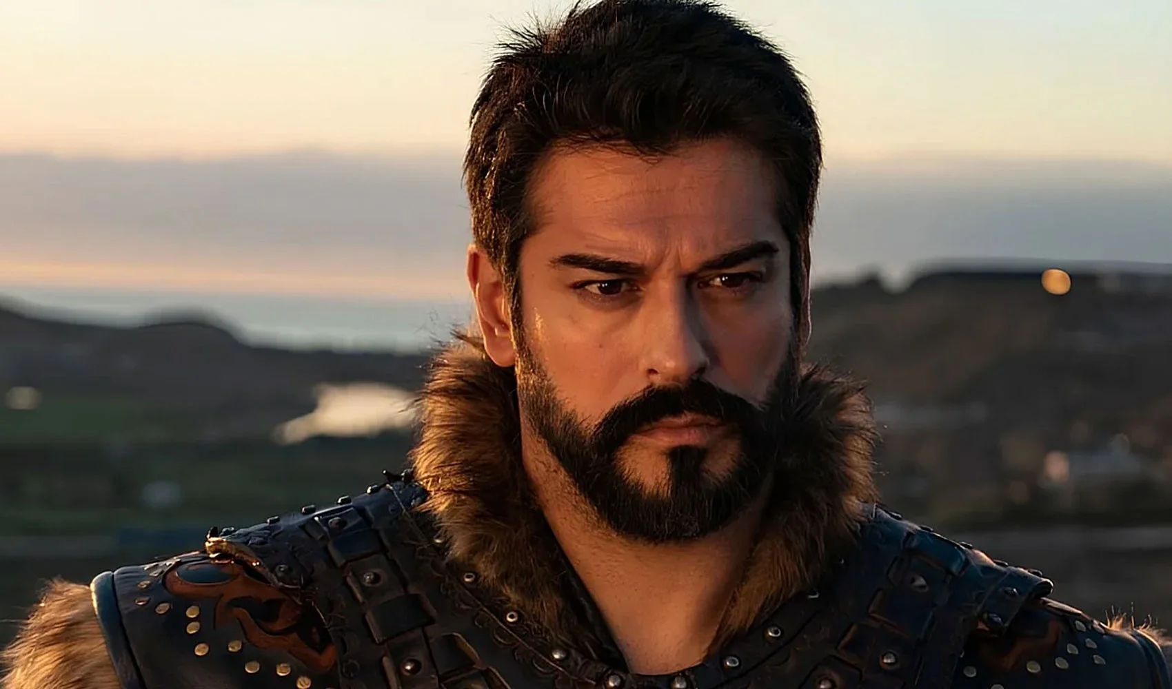 Kuruluş Osman'da Büyük Değişim: Burak Özçivit Diziye Veda Etti