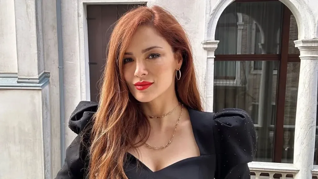 Mine Tugay'dan Bahar Şahin’e Mobbing Yanıtı: Sessizliğini Bozdu!Mine Tugay'dan Bahar Şahin’e Mobbing Yanıtı: Sessizliğini Bozdu!
