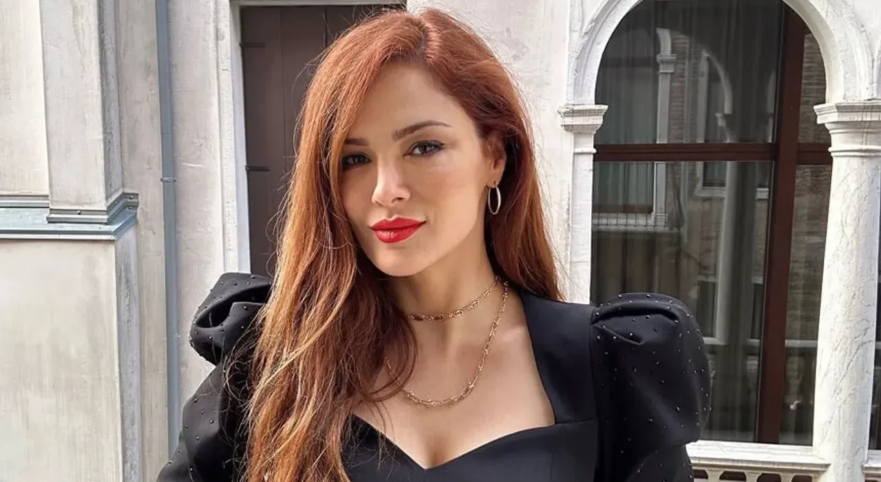 Mine Tugay'dan Bahar Şahin’e Mobbing Yanıtı: Sessizliğini Bozdu!Mine Tugay'dan Bahar Şahin’e Mobbing Yanıtı: Sessizliğini Bozdu!