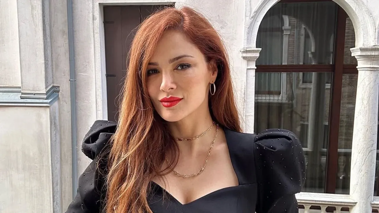 Mine Tugay'dan Bahar Şahin’e Mobbing Yanıtı: Sessizliğini Bozdu!Mine Tugay'dan Bahar Şahin’e Mobbing Yanıtı: Sessizliğini Bozdu!