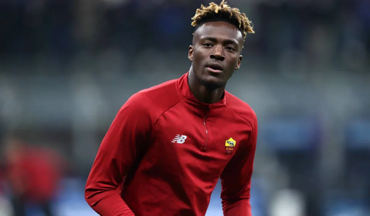 Tammy Abraham’dan Romantik Teklif: Beşiktaş’a Gelmeden Aşkını Taçlandırdı