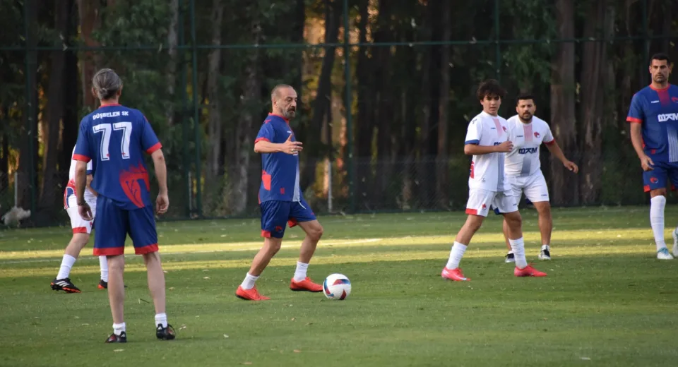 Yılmaz Erdoğan’ın Köyceğiz’deki Futbol Sahası Açılışına Ünlüler Akın Etti!