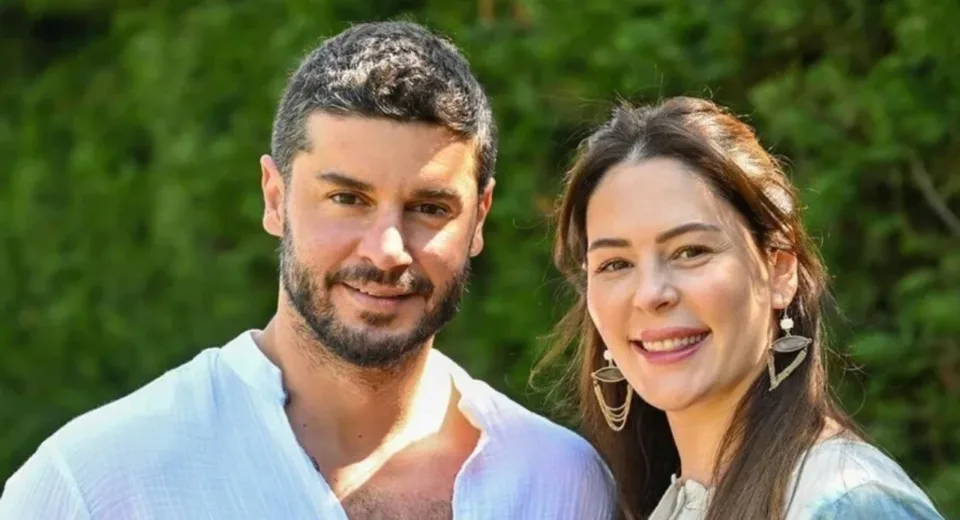 Berk Oktay ve Yıldız Çağrı Atiksoy’dan Bodrum’da “Boşanmıyoruz” Mesajı
