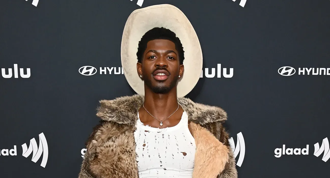 Grammy Ödüllü Rapçi Lil Nas X, Los Angeles’ta Skandal Gecede Tutuklandı