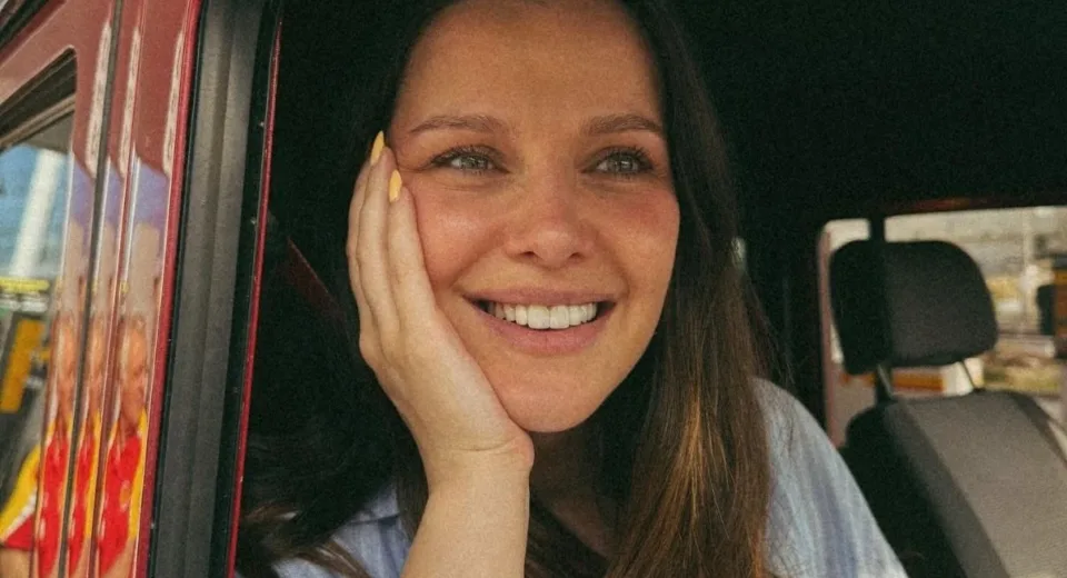 İrem Helvacıoğlu Düğününe Boyunlukla Katıldı