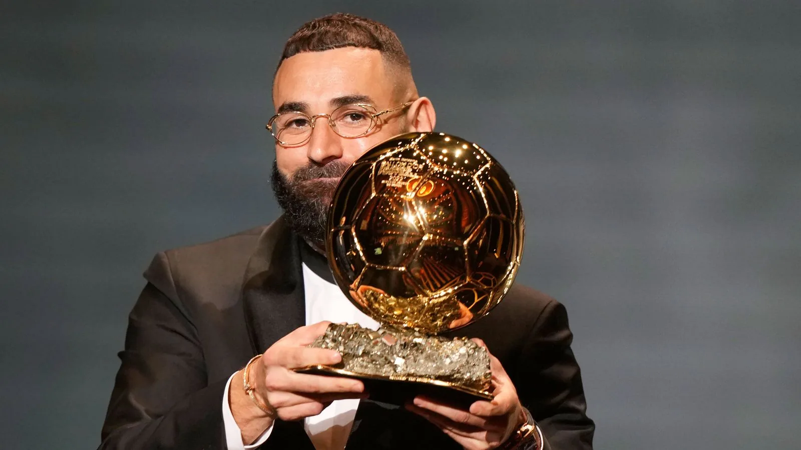 Karim Benzema’dan Paparazzilere Şaşırtan Tepki