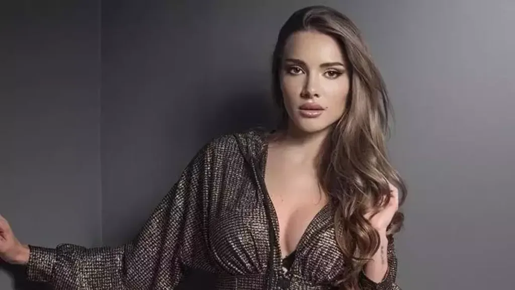 Otilia Bruma’nın Düğün Performansı Sonrası Sinan Akçıl Yorumu Damga Vurdu
