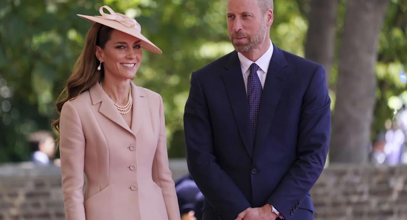 Prens William ve Prenses Kate, Zorlu Günleri Geride Bırakıyor