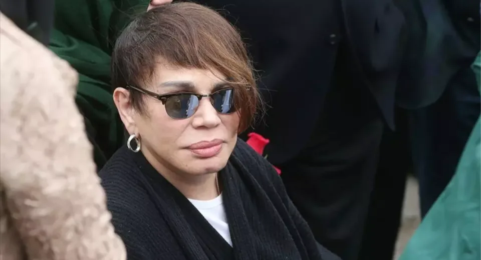 Sezen Aksu’dan Vicdanları Sarsan Çağrı: “Hayatları Sizin Yükümlülüğünüzdür”
