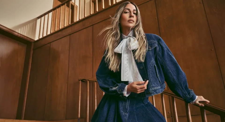 Sinem Kobal Çeşme’de Keyif Dolu Anlar Yaşadı