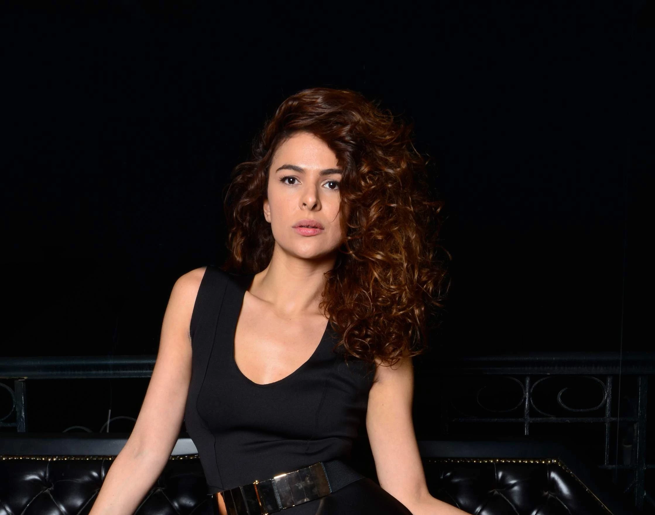 Ünlü Oyuncu Gamze Topuz: “Hayatımda Kimse Yok, Taliplerime Duyurulur”