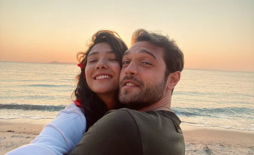 Aybüke Pusat ve Furkan Andıç Çiftinden Romantik Paylaşım