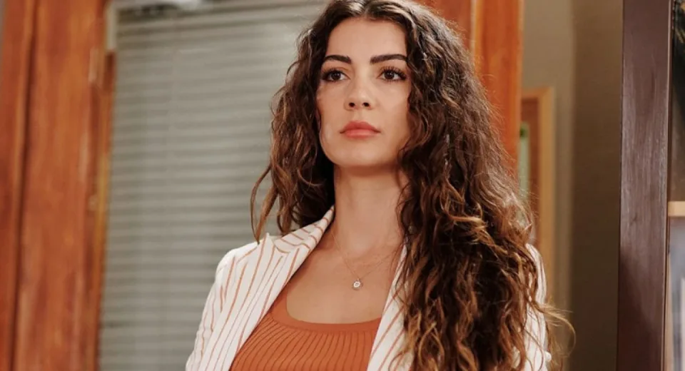 Burcu Özberk’in Hayranıyla Yaşadığı Karşılaşma Sosyal Medyayı Salladı