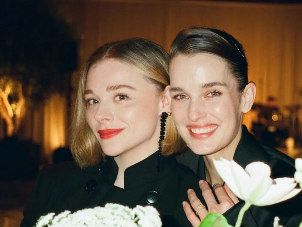 Chloë Grace Moretz ve Kate Harrison Sekiz Yıllık Aşklarını Evlilikle Taçlandırdı