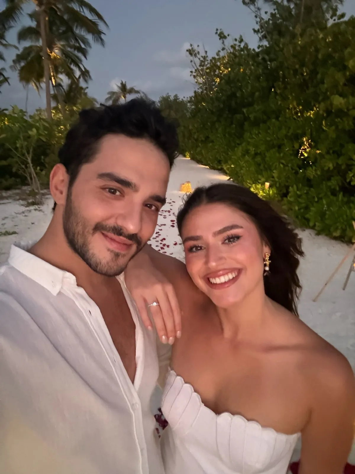 Survivor Yarışmacısı Ayşe Yüksel Evlilik Yolunda!