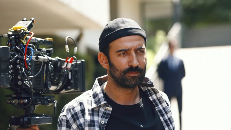 Ferit Kaya, ‘Uykucu’nun Afro’suyla Beyazperdede Parlıyor